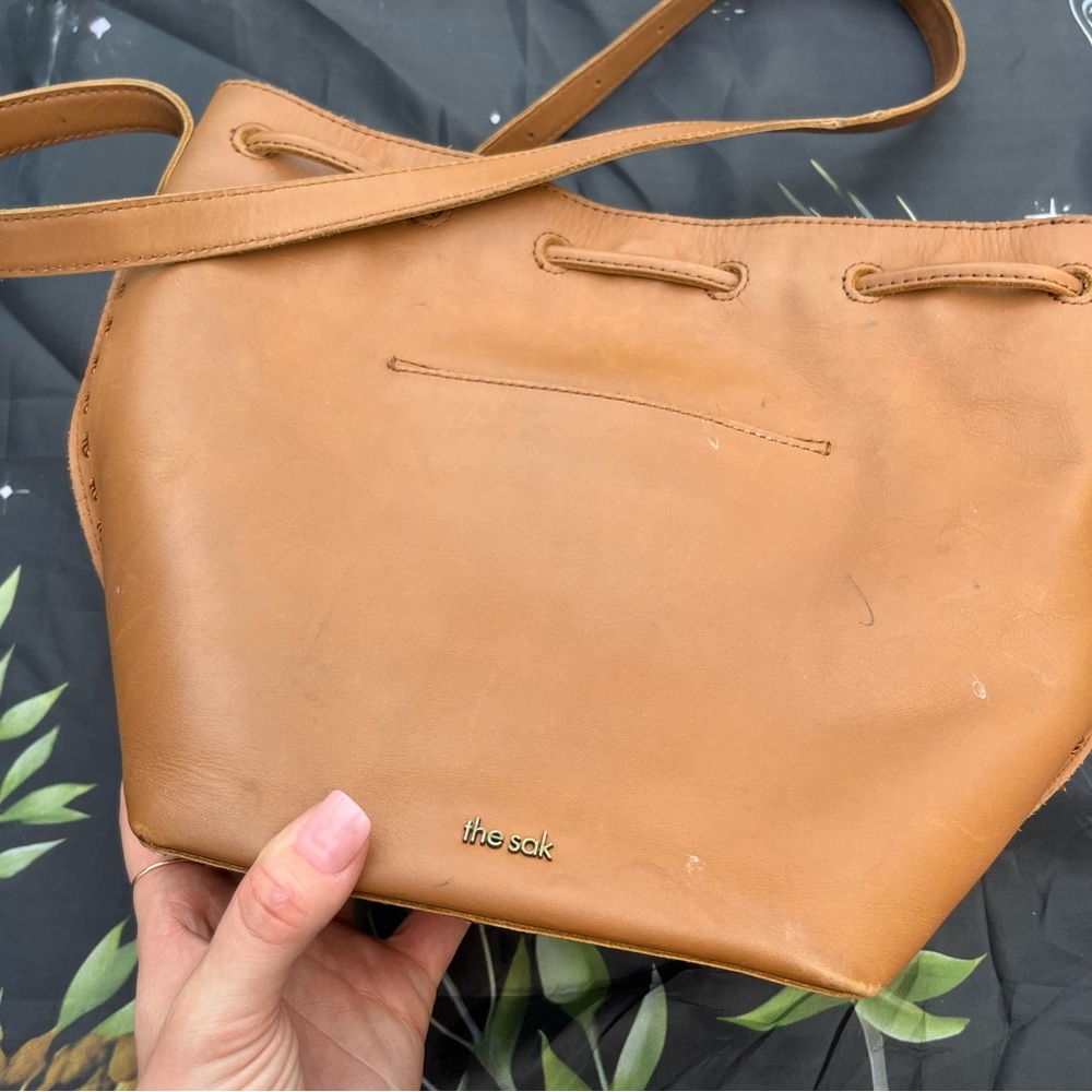 The Sak MSRP $159 Ivy Crochet Leather Bucket Bag in Tobacco Vachetta Purse - Picture 9 of 16